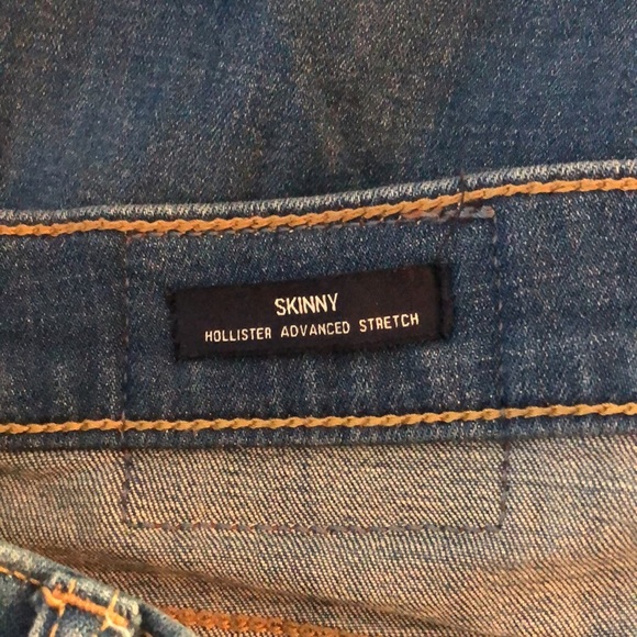 Hollister Women’s Jeans Skinny Advanced Stretch Distressed - Picture 6 of 6